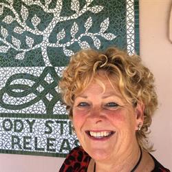 Body Stress Release Mariska Buis, Houten openingstijden