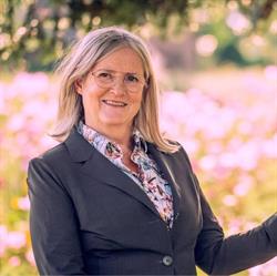 Manuela Konings Uitvaartbegeleiding, Middelaar openingstijden
