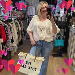 Lef Fashion, Julianadorp openingstijden
