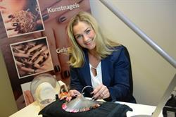 Nagelboetiek Moniek, Wierden openingstijden