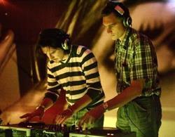 DJ Les Spinners, Zutphen openingstijden