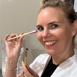 Western Cosmetics B.V., Uithoorn openingstijden