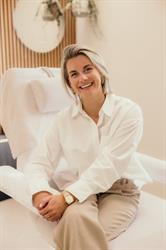 Beau-Yo Schoonheidssalon & Pedicure, Neer openingstijden