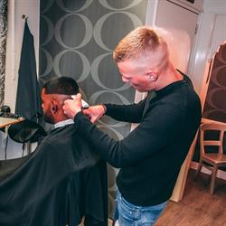 Kapper Kay ?, Haarlem openingstijden