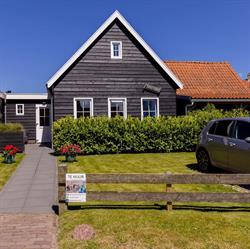De Nagtegaal, Hollum openingstijden