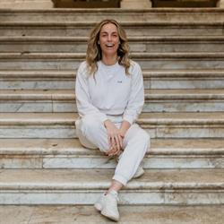 Jasmin Fara, Amsterdam openingstijden