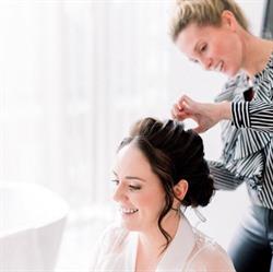 Sandra Bierens Visagie en Haarstyling, Casteren openingstijden