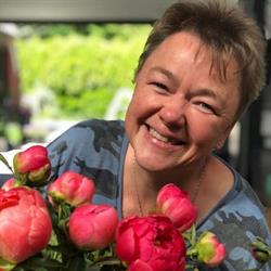 Bij de Bloemenschuur, Steenbergen openingstijden