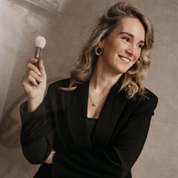 Bibi Peelen Visagie & Grime, Grave openingstijden