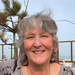 Irana, just reflex, Oosterhout openingstijden
