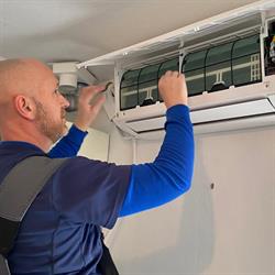 van Dongen Klimaattechniek, Uden openingstijden