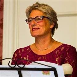 Ans Dohmen. Verliesbegeleiding, uitvaartspreker, Ens openingstijden