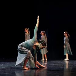 Kelly Dance, Mill openingstijden