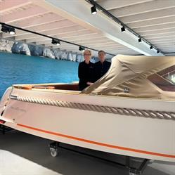 Boot Center Wessem, openingstijden