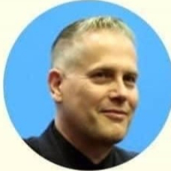 Daniel Gerritsen, Vlaardingen openingstijden