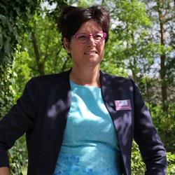 Ariena's Weddings, Rolde openingstijden
