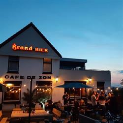 Cafe De Zon, Lent openingstijden