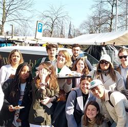 Juffrouw Janssen // Dutch courses for Professionals, Amsterdam openingstijden
