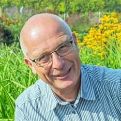Kwekerij van opvallende vaste planten, Ven-Zelderheide, openingstijden