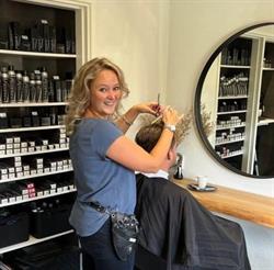 Wendy's Knipstudio, Achterveld openingstijden