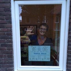 Tante Maud, Breda openingstijden
