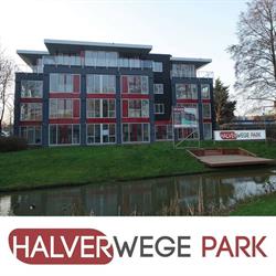 Halverwege, Alphen aan den Rijn openingstijden