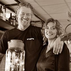 Tijnes Restaurant & Feestzaal, Hoofddorp openingstijden