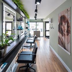 Hairstyling Unique, Rotterdam openingstijden