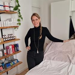 Utsukusy Schoonheidssalon, Voorschoten openingstijden