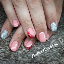 Lisette's Nagelstudio, Putten openingstijden