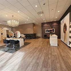 Mooi - Hair. Nails & More, Klazienaveen openingstijden