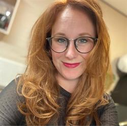 Hairsaloon by larissa, Wieringerwerf openingstijden