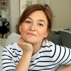 Julie de Ronde, Maastricht openingstijden