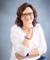 Janet van Dijk, Leiden openingstijden