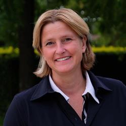 Uitvaartbegeleiding Karin Smit & Uitvaartcentrum Middenmeer, openingstijden