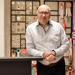 AV Sportprijzen Letters & Logo's, Hedel openingstijden