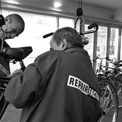Repair Factory B.V. Hilversum, openingstijden