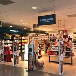 Pour Vous Parfumerie, Warenhuis Vanderveen Assen, openingstijden
