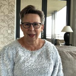 Warme Handen, Kampen openingstijden