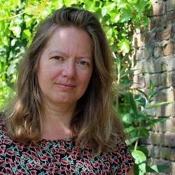 Leonie van Lare, Goirle openingstijden