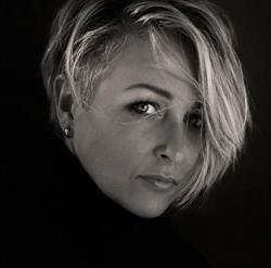 Nagelstudio CSILLA, Velserbroek openingstijden