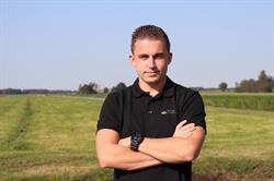 De Jong Gedenksteen onderhoud, Lekkerkerk openingstijden