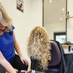 Hair to Day, Diever openingstijden