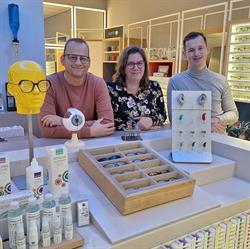Bart-Hugo Optiek, Lopik openingstijden