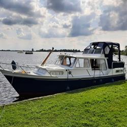 Jachtwerf van Jaarsveld, Warten openingstijden