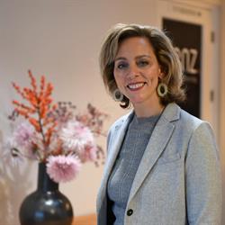 Nenz Huidverbetering, Nijverdal openingstijden
