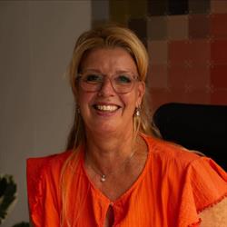 We Nails, Hellevoetsluis openingstijden