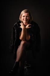 Studio confidence, Bovensmilde openingstijden