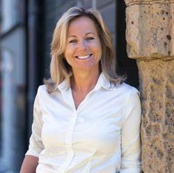 Dorien Veerman uitvaarten, Alkmaar openingstijden