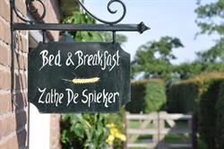 Bed and Breakfast Zathe De Spieker, Itens openingstijden